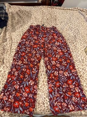 New Look Floral Wide Leg Cropped Pants Size XL